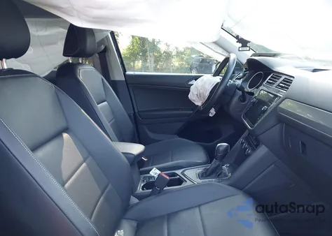 2021 Volkswagen Tiguan 2.0T Se/2.0T Se R-Line Black/2.0T Sel from USA, damaged, VIN 3VV3B7AX8MM063802